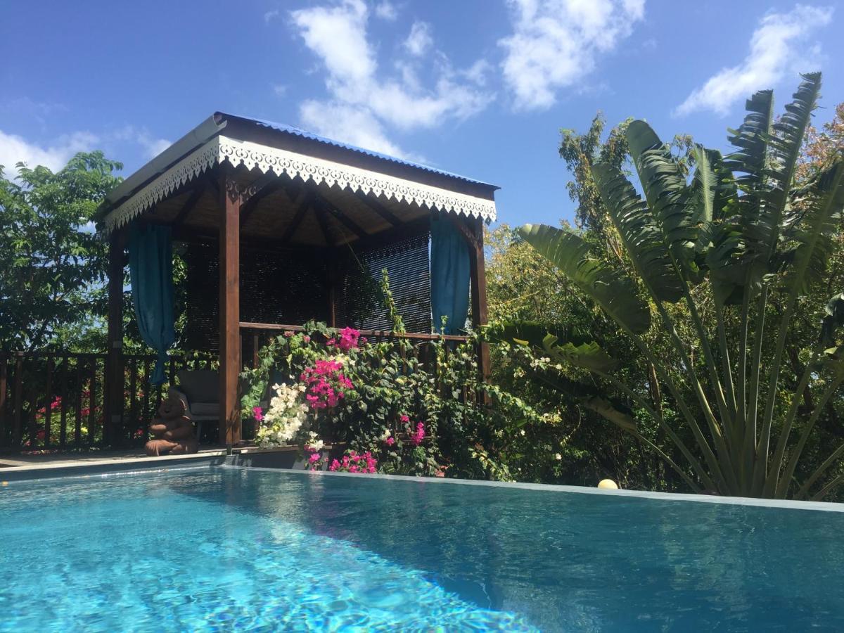 Bungalow La Tortue Bleue Bouillante Ngoại thất bức ảnh